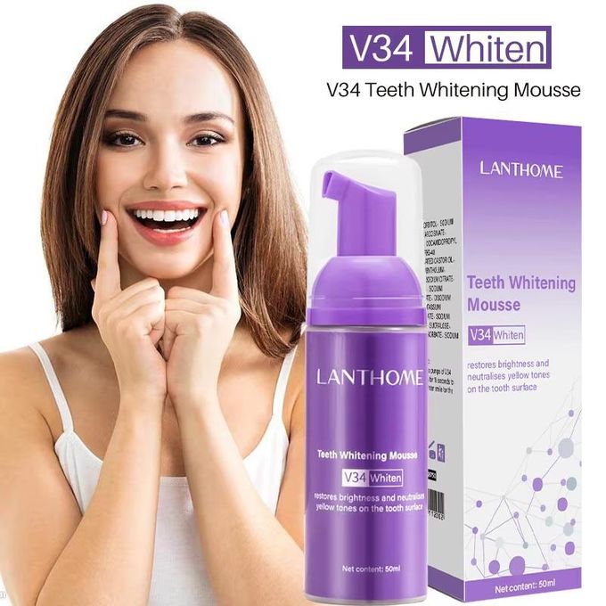 Brossage de dents avec le dentifrice Dents Éclat